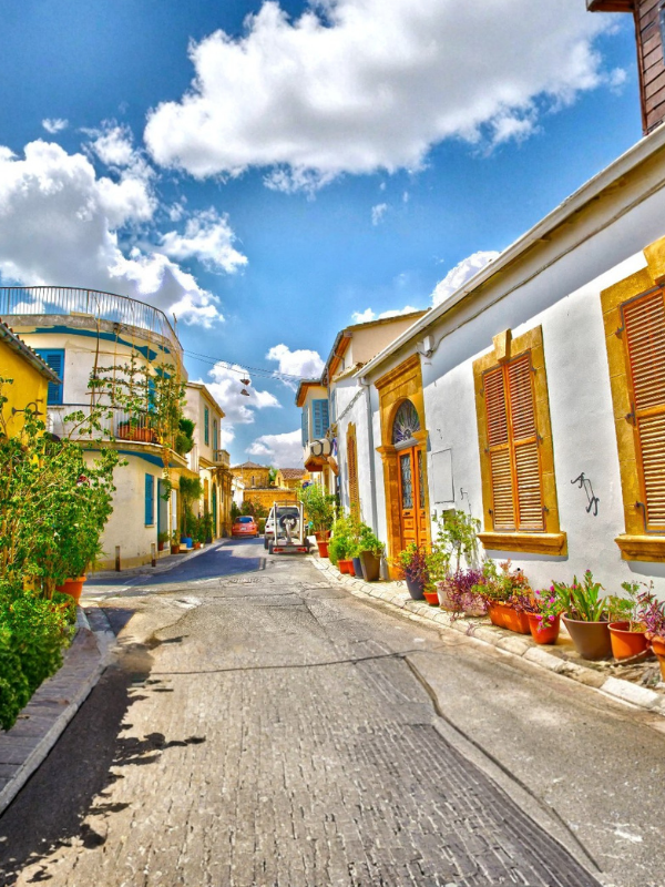 Lefkoşa şehir manzarası - VIP transfer